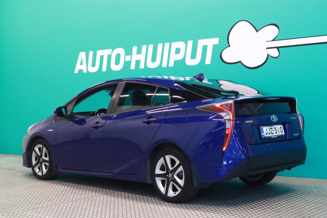TOYOTA Prius 2016