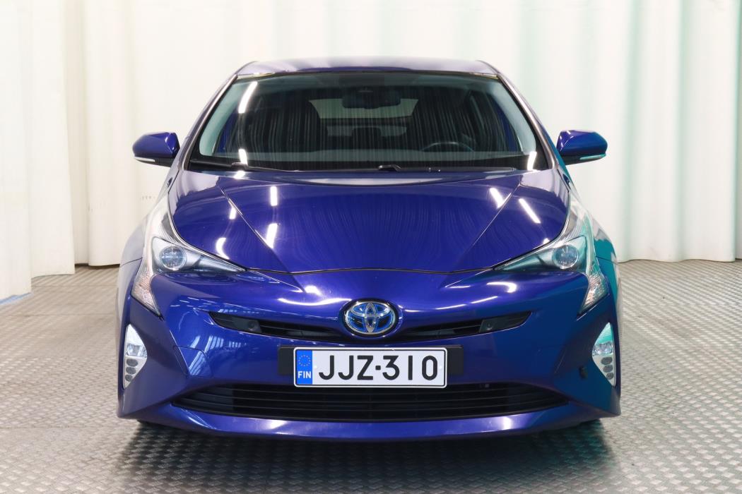 TOYOTA Prius 2016