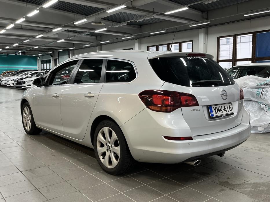 OPEL Astra 2013