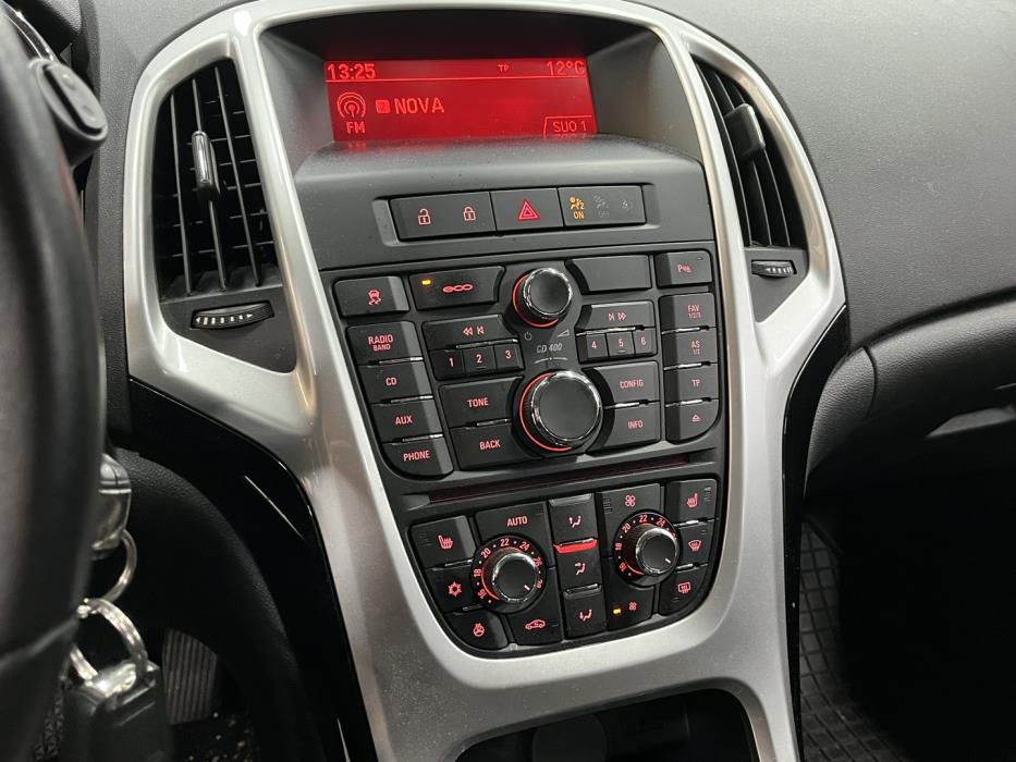 OPEL Astra 2013