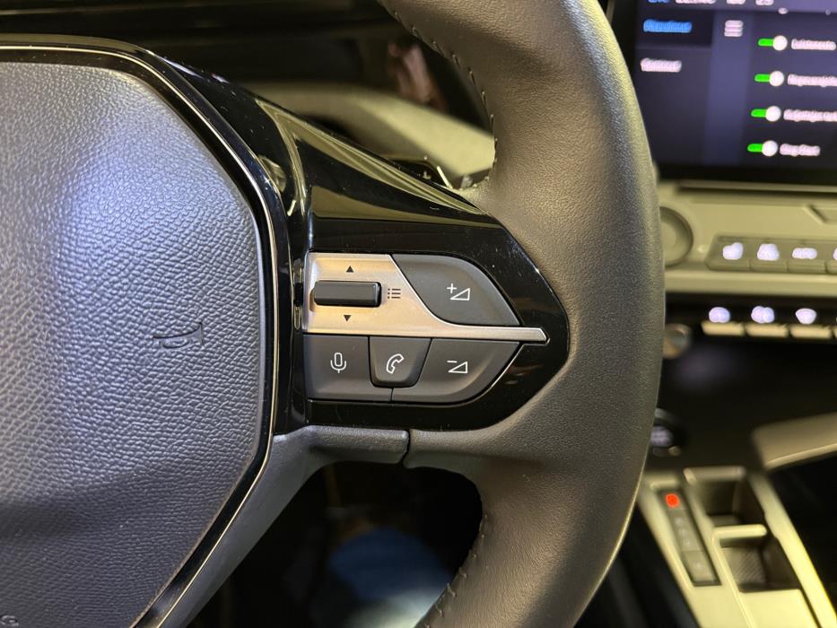 PEUGEOT 308 2023