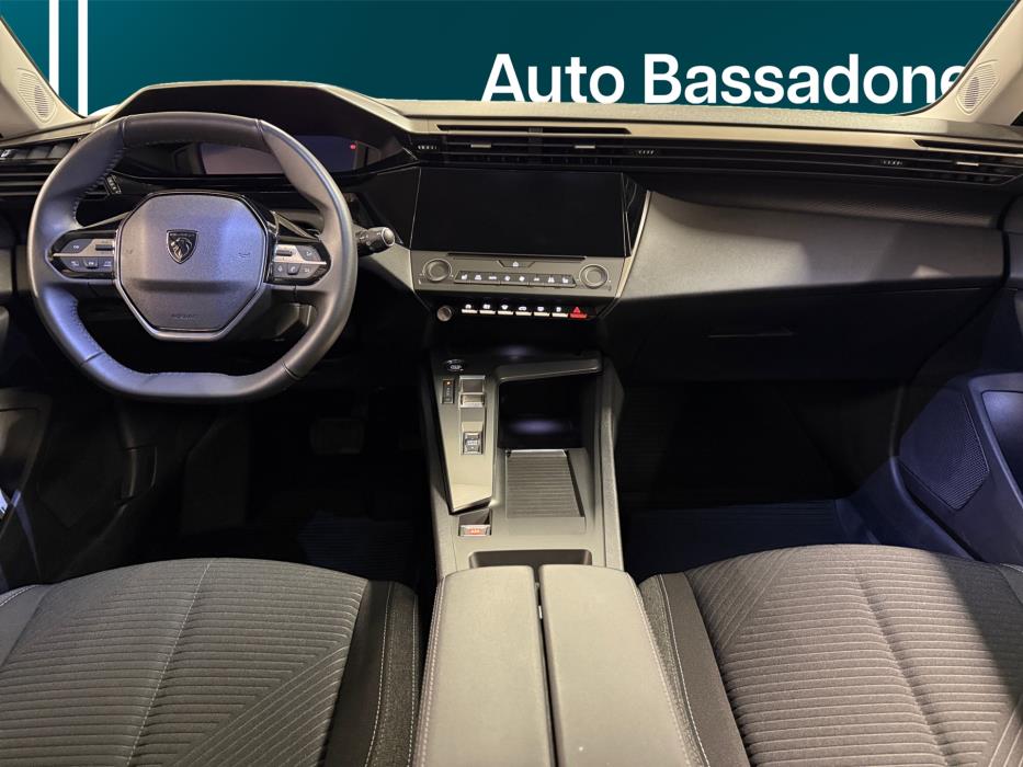 PEUGEOT 308 2023
