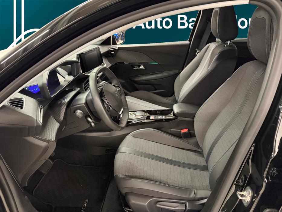 PEUGEOT e-208 2023