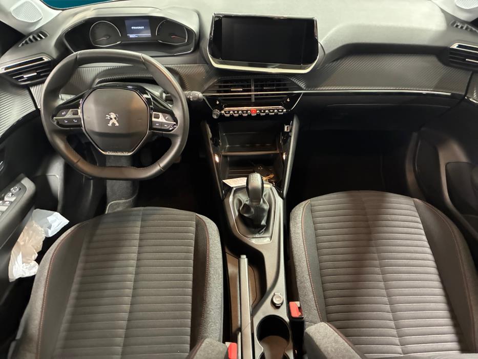 Peugeot 208 2022