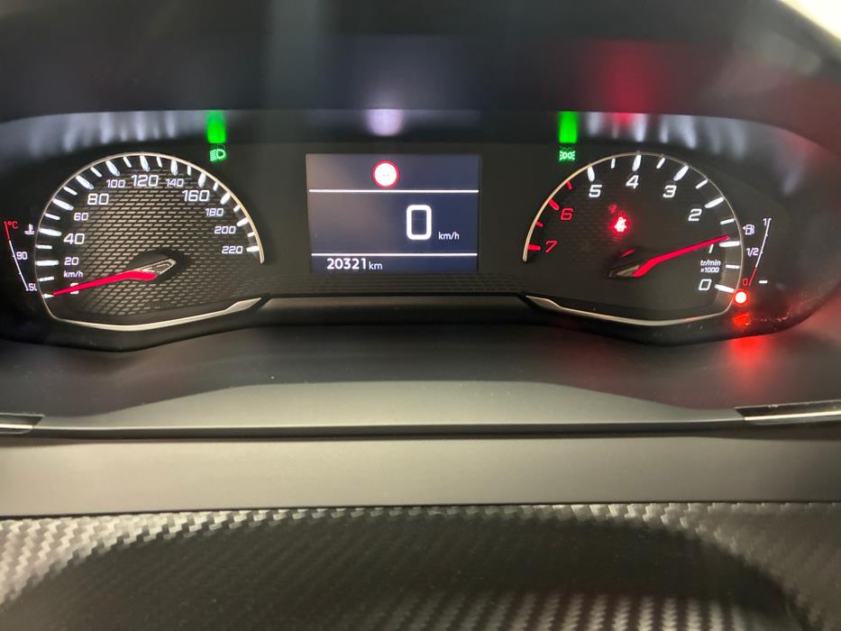 Peugeot 208 2022