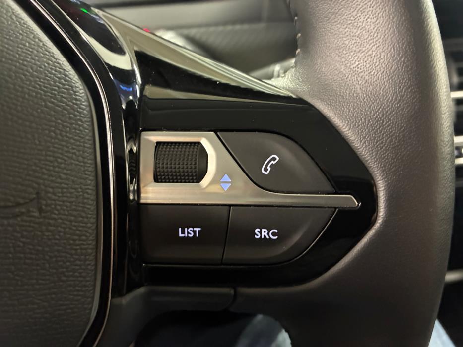 Peugeot 208 2022