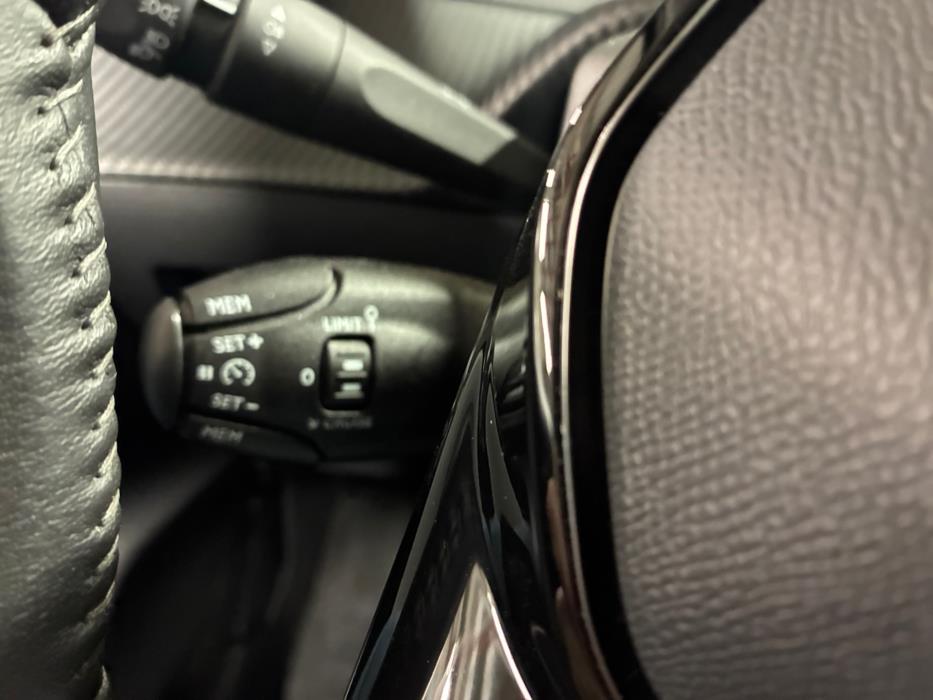 Peugeot 208 2022