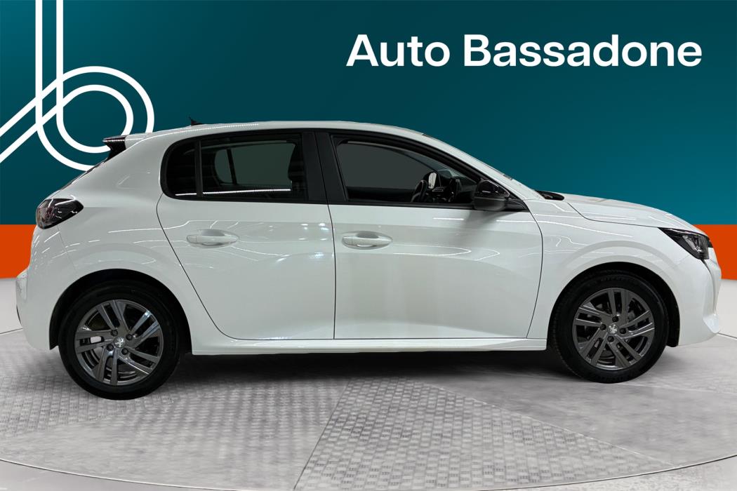 Peugeot 208 2022