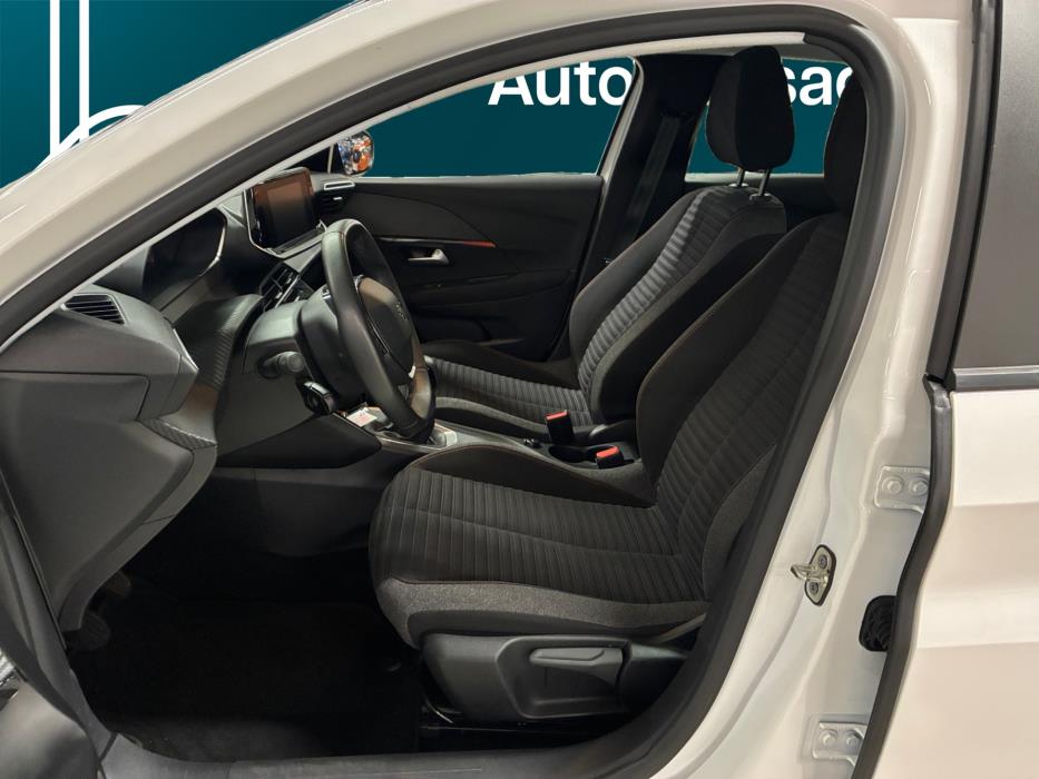 Peugeot 208 2022