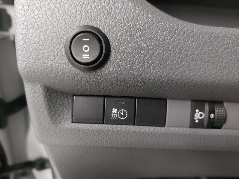 PEUGEOT Expert 2022