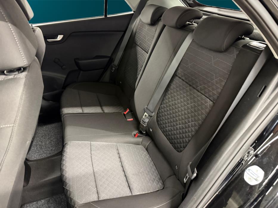 KIA Rio 2021