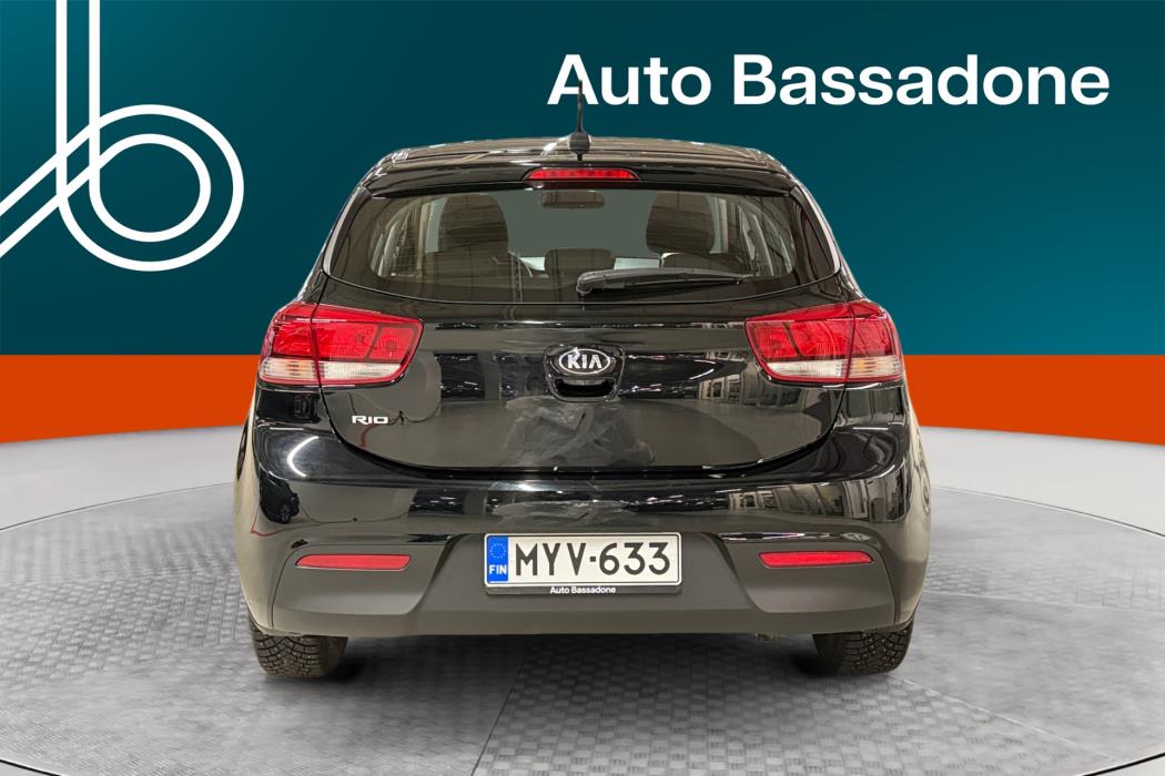 KIA Rio 2021