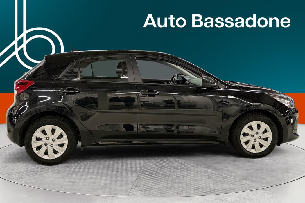KIA Rio 2021
