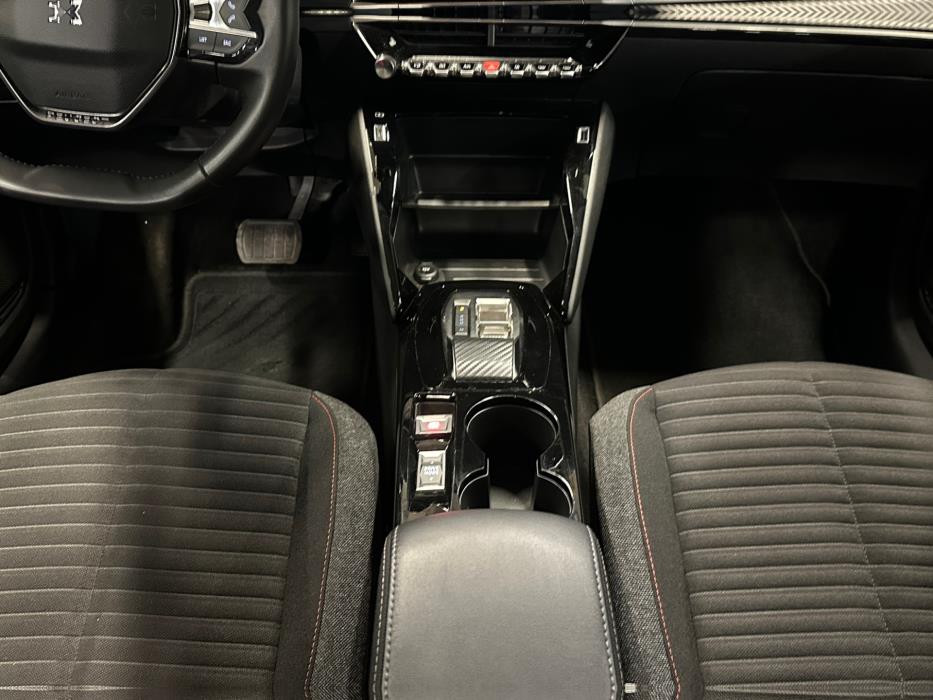 PEUGEOT 208 2022