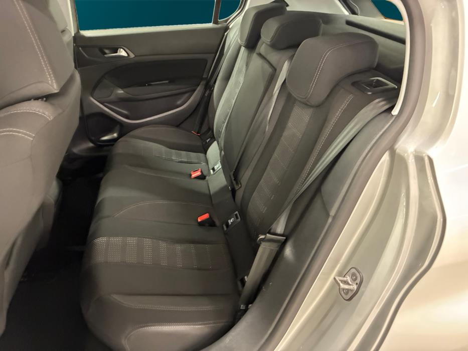 Peugeot 308 2017