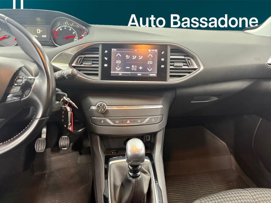 PEUGEOT 308 2019