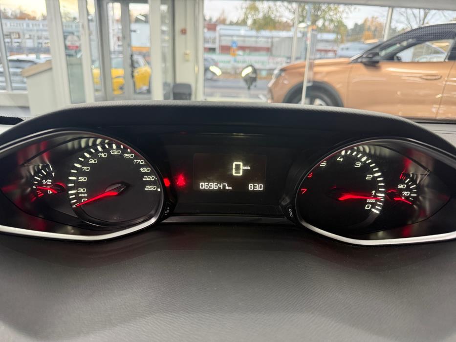 PEUGEOT 308 2019