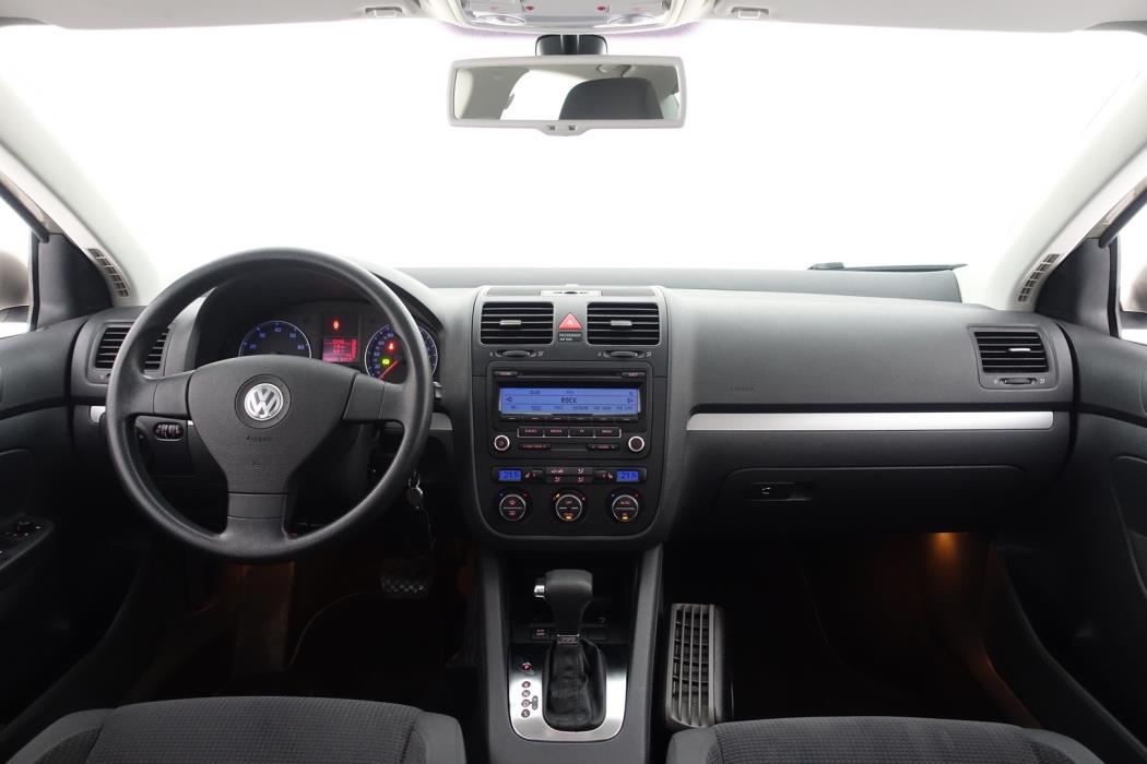 VOLKSWAGEN Jetta 2009