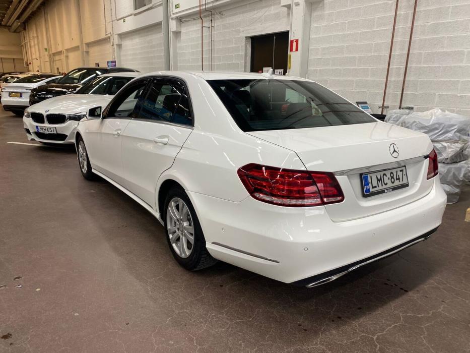 MERCEDES-BENZ E 2013
