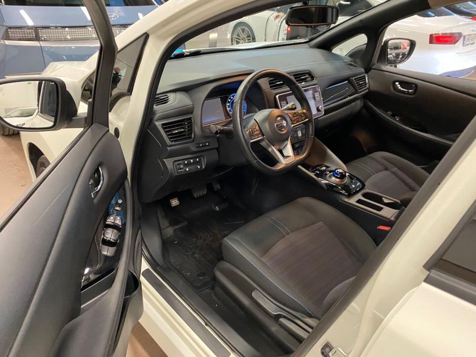 NISSAN Leaf 2021