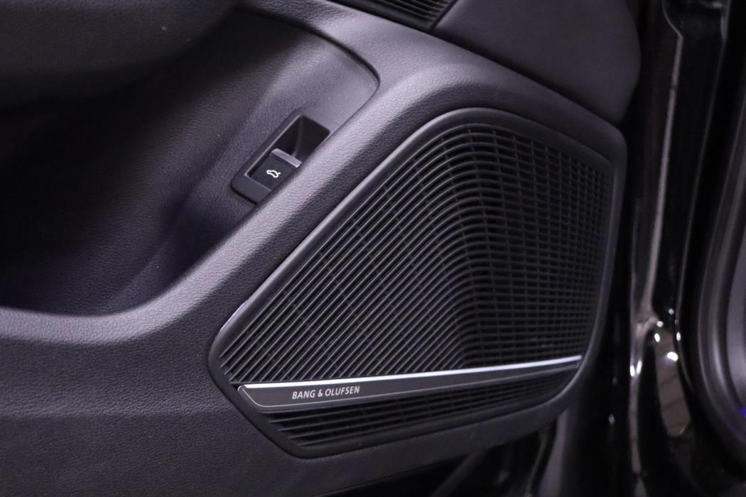 AUDI A4 2017