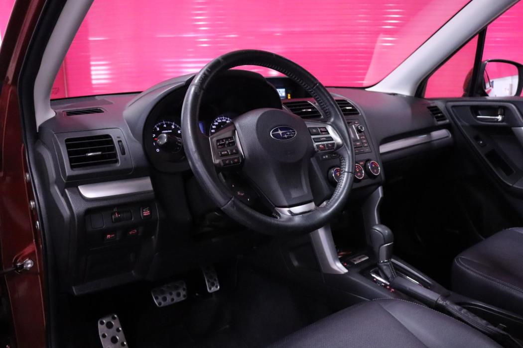 SUBARU Forester 2014