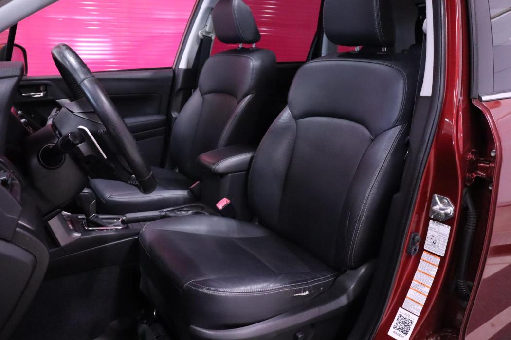 SUBARU Forester 2014