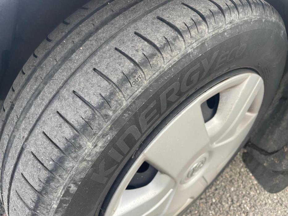 TOYOTA Yaris Verso 2005