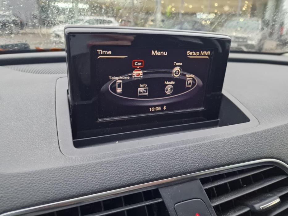 AUDI Q3 2012