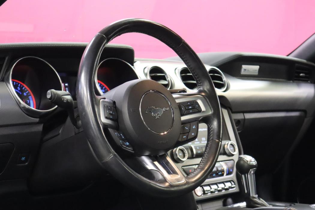 FORD Mustang 2019