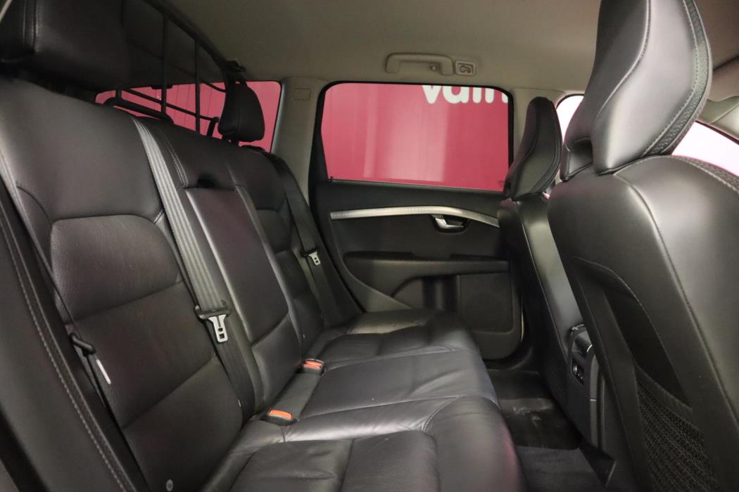 VOLVO XC70 2010