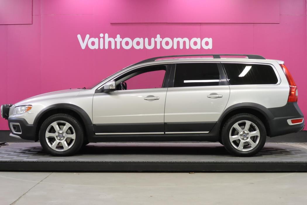 VOLVO XC70 2010