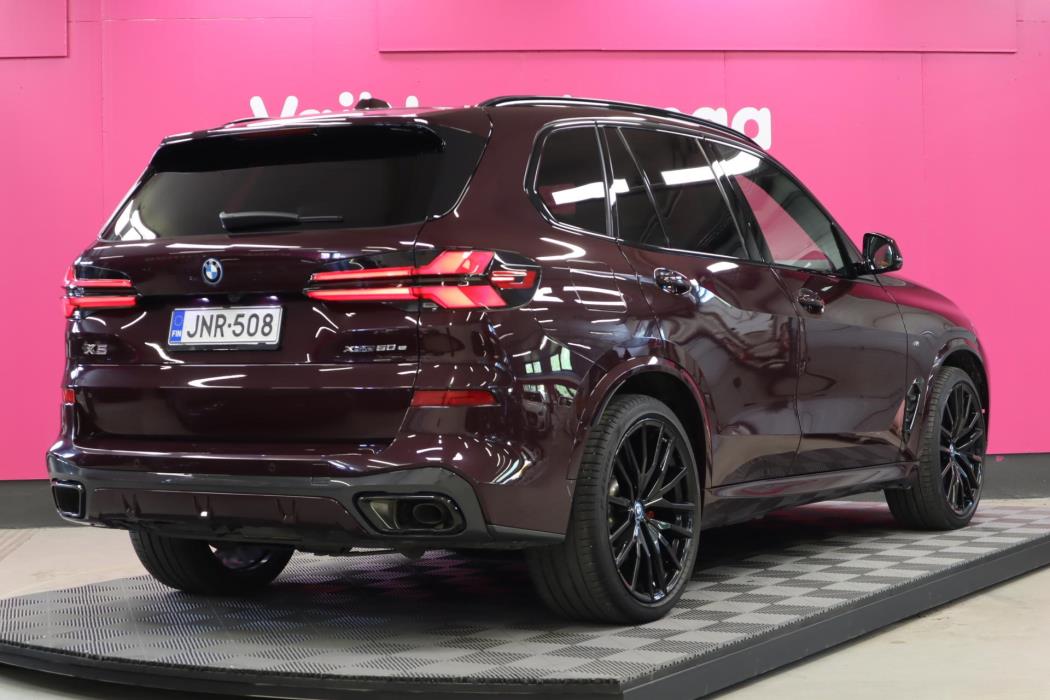 BMW X5 2023