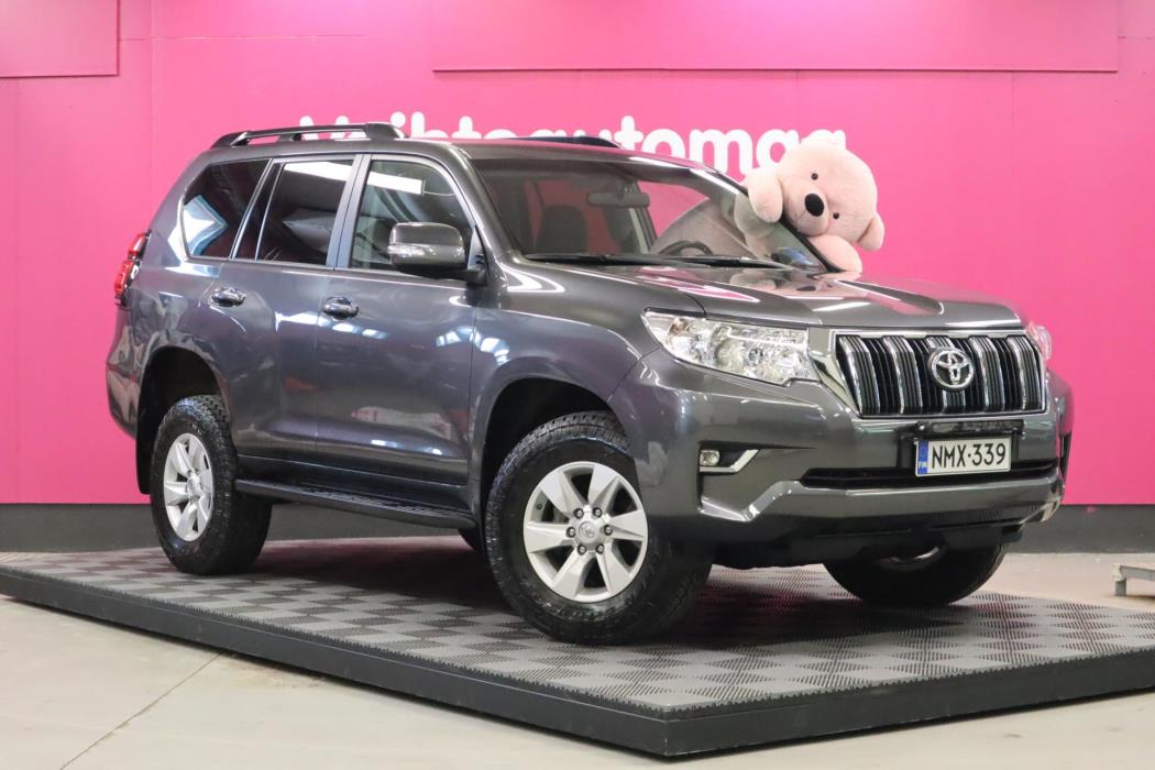 TOYOTA Land Cruiser 2023