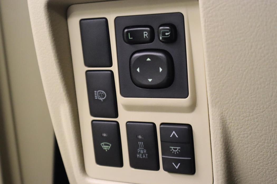 TOYOTA Land Cruiser 2014