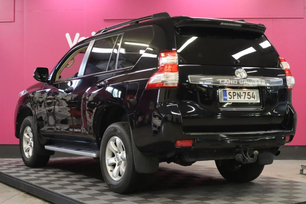 TOYOTA Land Cruiser 2014