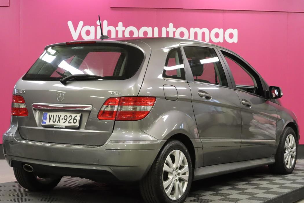 MERCEDES-BENZ B 2010