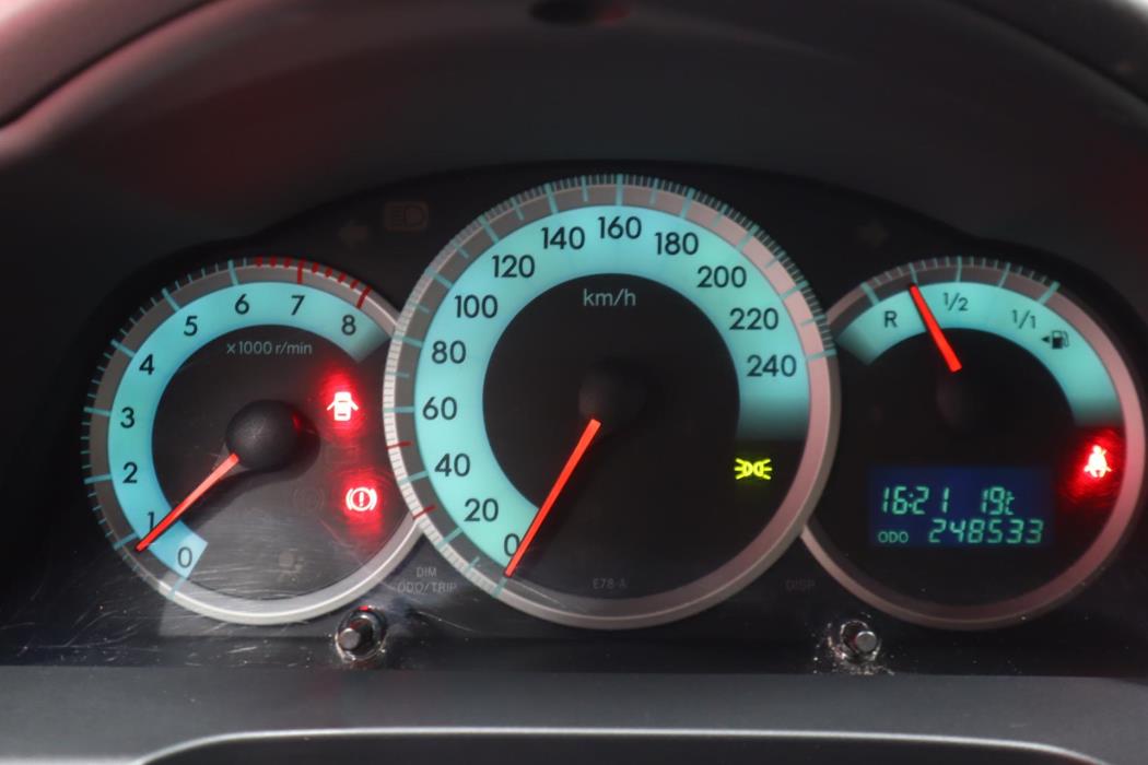 TOYOTA Corolla Verso 2004