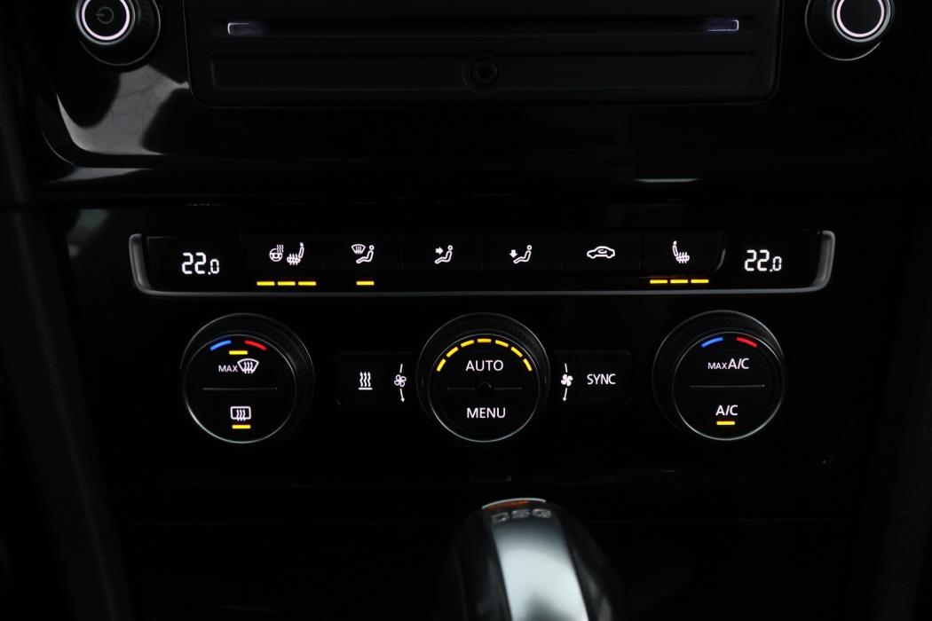 VOLKSWAGEN Golf 2017