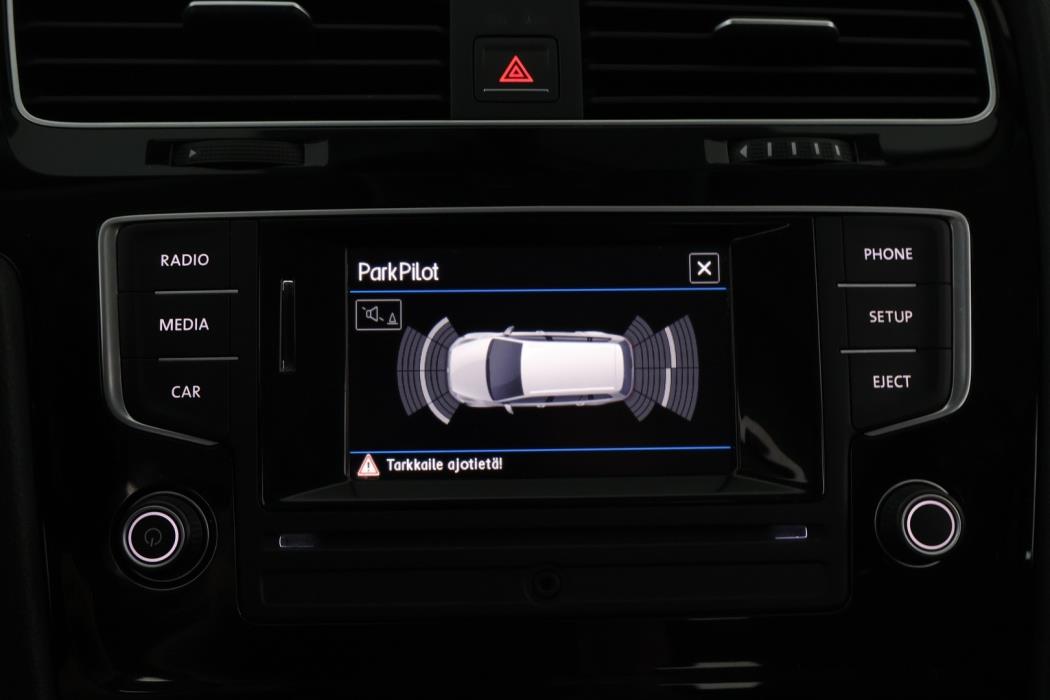 VOLKSWAGEN Golf 2017