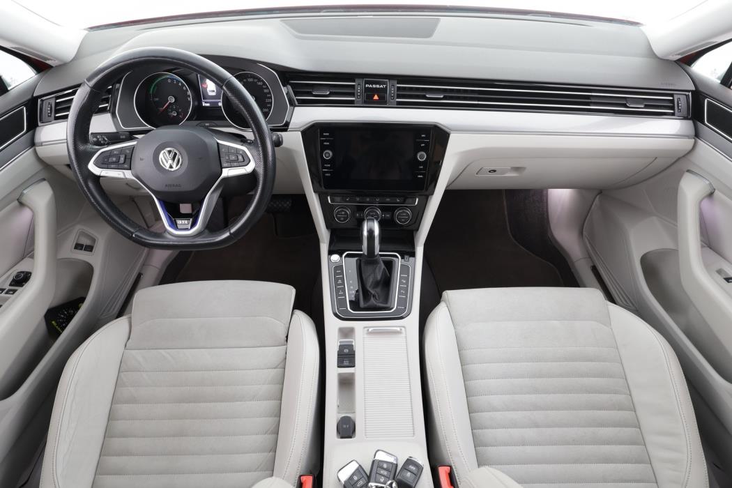 VOLKSWAGEN Passat 2020