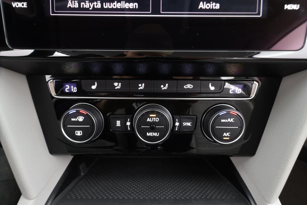 VOLKSWAGEN Passat 2020