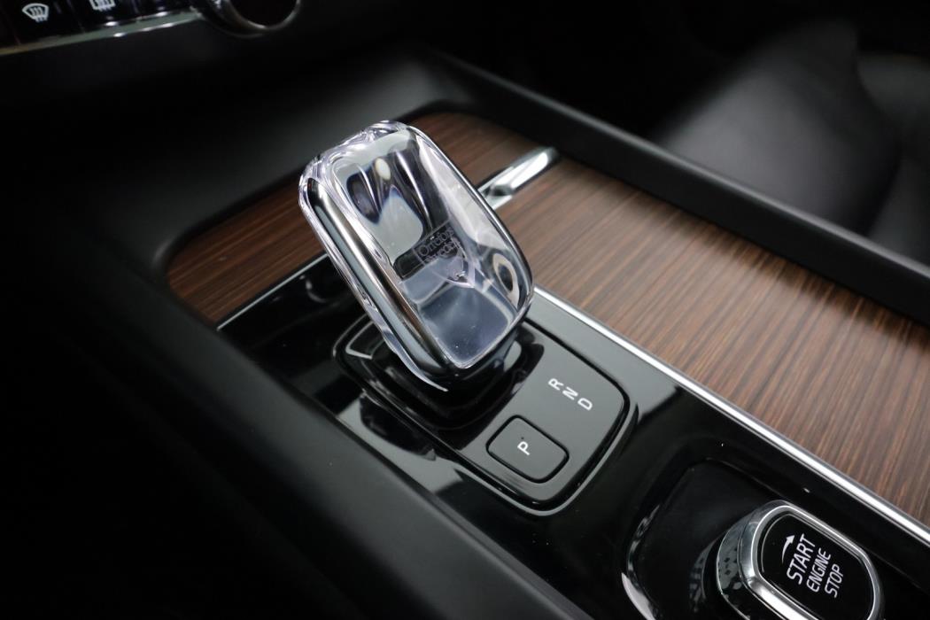 VOLVO XC60 2020