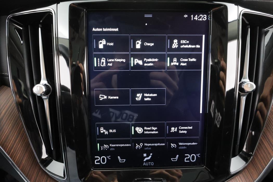 VOLVO XC60 2020