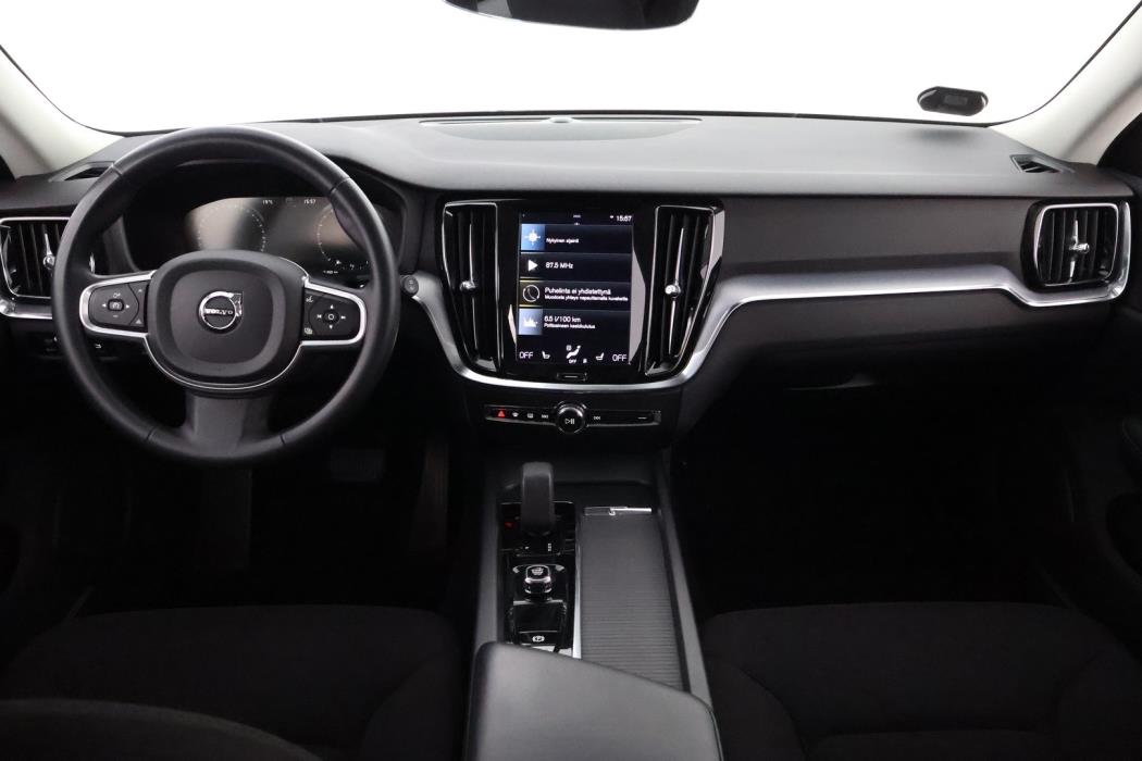VOLVO V60 2022