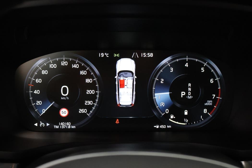 VOLVO V60 2022