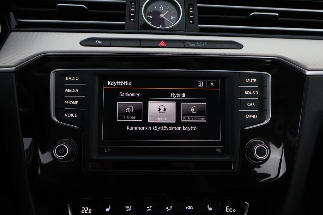 VOLKSWAGEN Passat 2016