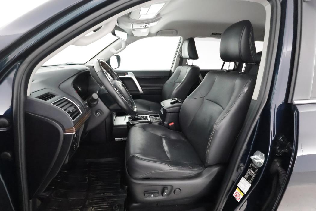 TOYOTA LAND CRUISER 2018