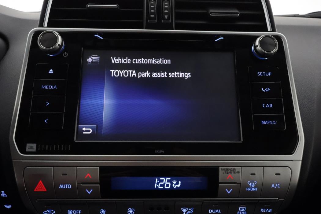 TOYOTA LAND CRUISER 2018
