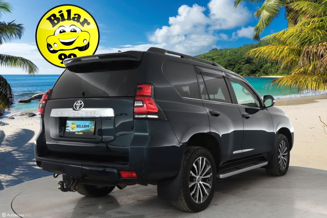 TOYOTA LAND CRUISER 2018